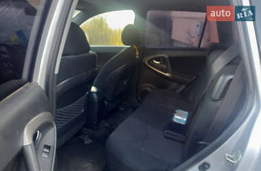 Позашляховик / Кросовер Toyota RAV4 2006 в Львові