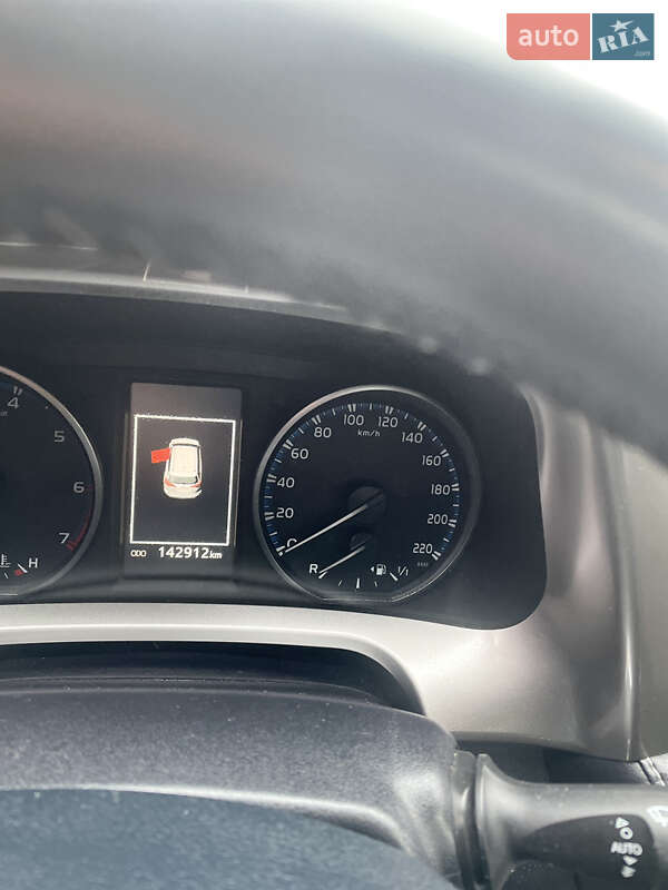 Внедорожник / Кроссовер Toyota RAV4 2017 в Гайвороне фото 5 Внедорожник / Кроссовер Toyota RAV4 2017 в Гайвороне