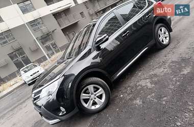 Позашляховик / Кросовер Toyota RAV4 2013 в Києві