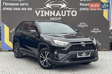 Внедорожник / Кроссовер Toyota RAV4 2020 в Виннице