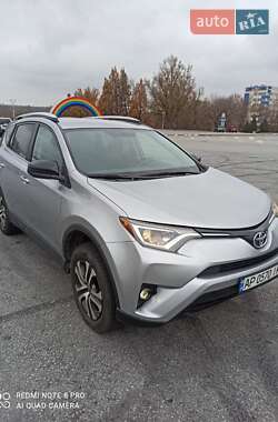 Позашляховик / Кросовер Toyota RAV4 2016 в Запоріжжі