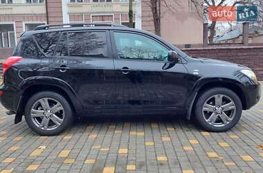 Позашляховик / Кросовер Toyota RAV4 2006 в 