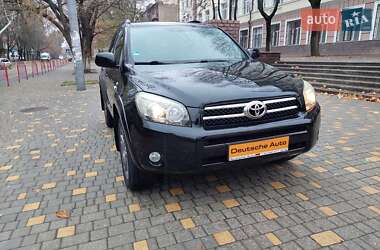 Позашляховик / Кросовер Toyota RAV4 2006 в 