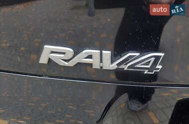 Позашляховик / Кросовер Toyota RAV4 2006 в 
