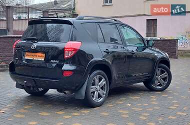 Позашляховик / Кросовер Toyota RAV4 2006 в 