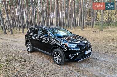 Позашляховик / Кросовер Toyota RAV4 2018 в Недригайліву