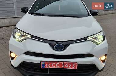 Позашляховик / Кросовер Toyota RAV4 2018 в Києві