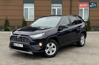 Внедорожник / Кроссовер Toyota RAV4 2019 в Виннице