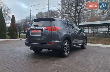 Позашляховик / Кросовер Toyota RAV4 2015 в Києві