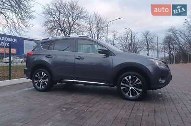 Позашляховик / Кросовер Toyota RAV4 2015 в Києві