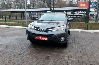 Позашляховик / Кросовер Toyota RAV4 2015 в Києві