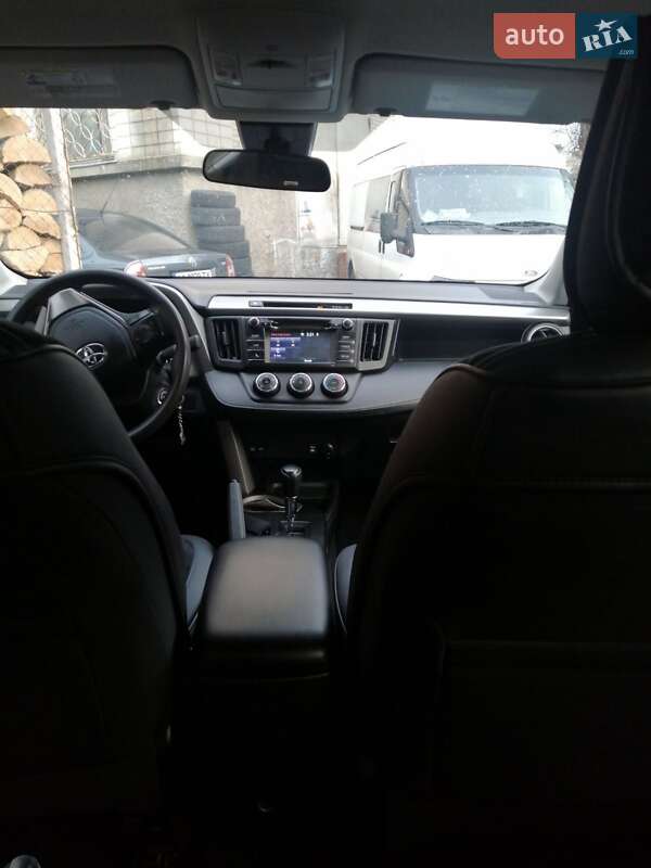 Позашляховик / Кросовер Toyota RAV4 2017 в Вінниці