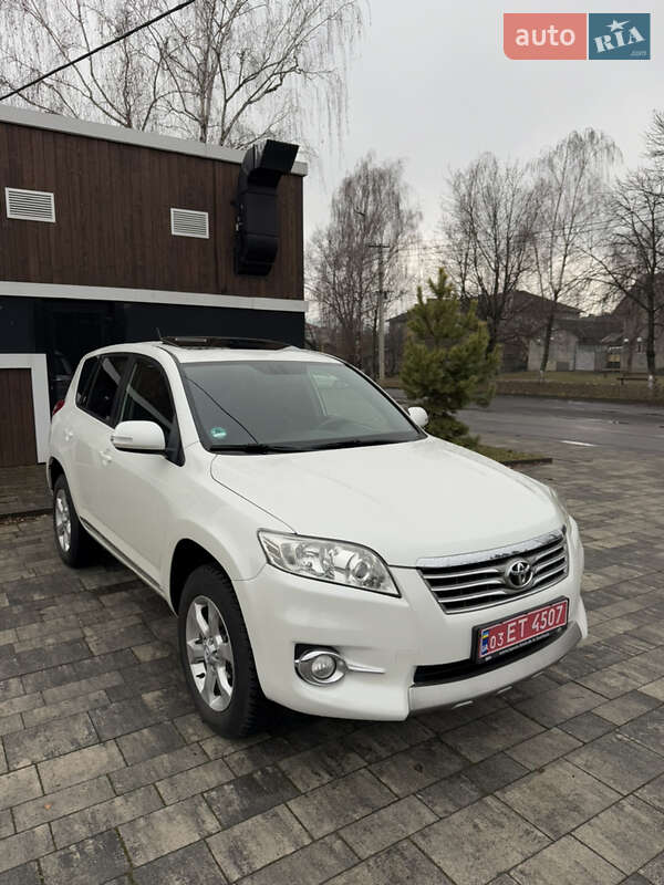Toyota RAV4 2012