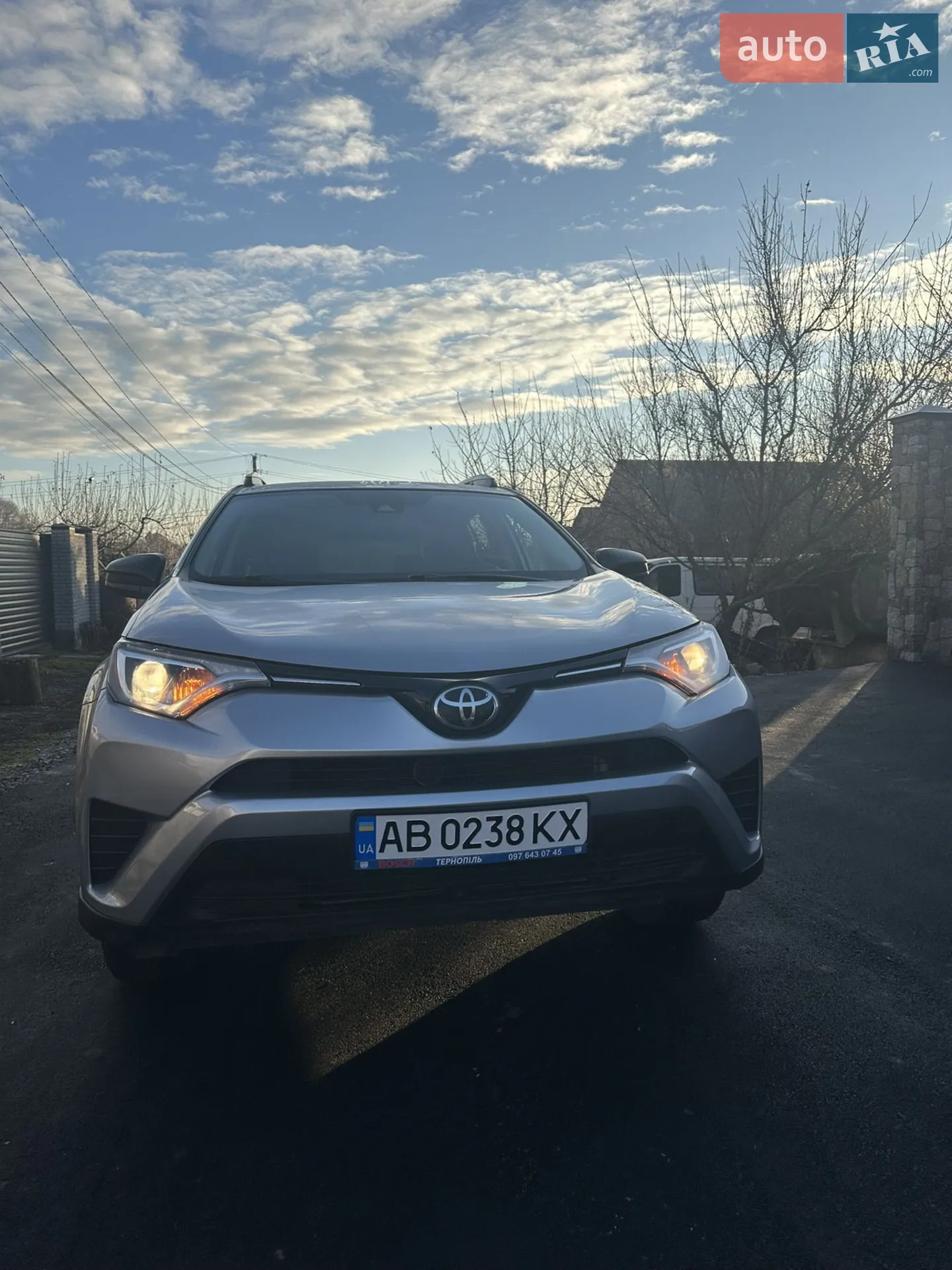 2017 Toyota RAV 4 - мініатюра 15