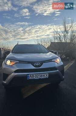 Позашляховик / Кросовер Toyota RAV4 2017 в Вінниці