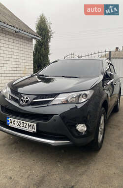 Позашляховик / Кросовер Toyota RAV4 2013 в Лозовій