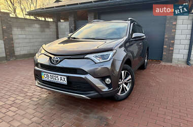 Внедорожник / Кроссовер Toyota RAV4 2017 в Чернигове