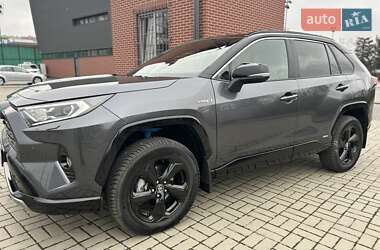 Позашляховик / Кросовер Toyota RAV4 2020 в Львові