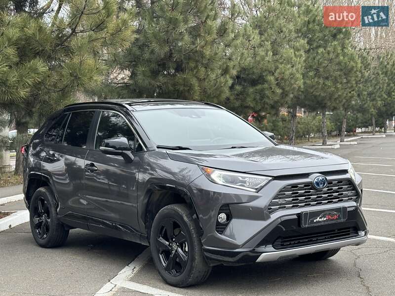 Внедорожник / Кроссовер Toyota RAV4 2021 в Одессе
