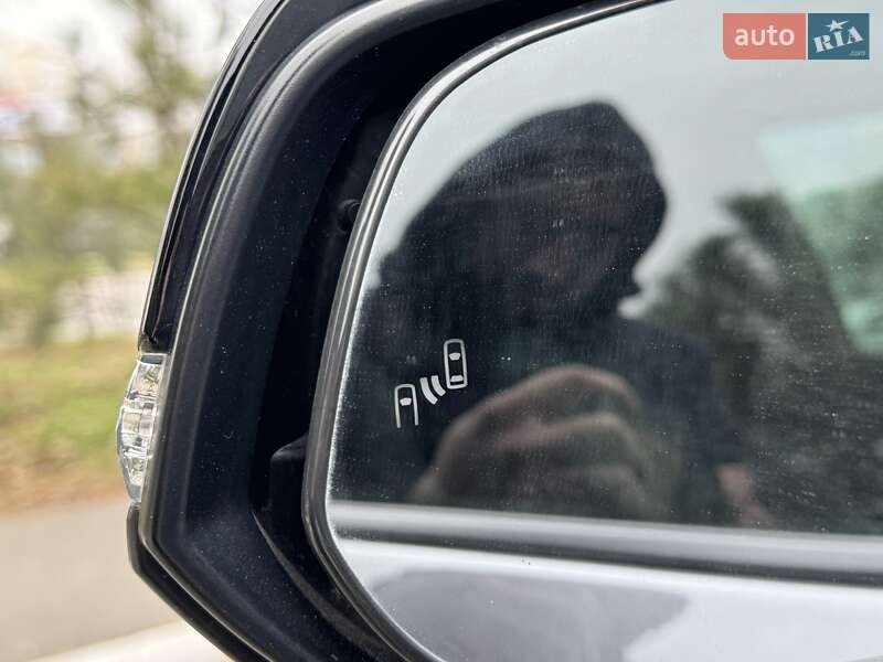 Внедорожник / Кроссовер Toyota RAV4 2021 в Одессе