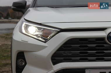 Позашляховик / Кросовер Toyota RAV4 2019 в Дніпрі