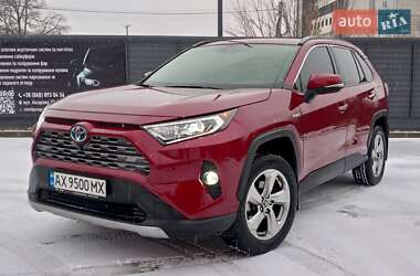 Позашляховик / Кросовер Toyota RAV4 2019 в Харкові