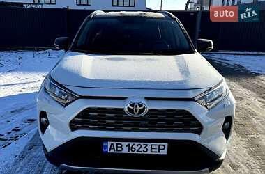 Позашляховик / Кросовер Toyota RAV4 2019 в Вінниці