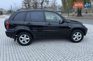 Позашляховик / Кросовер Toyota RAV4 2002 в Львові