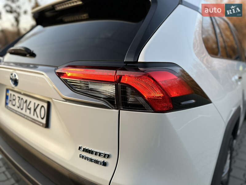 Внедорожник / Кроссовер Toyota RAV4 2022 в Виннице