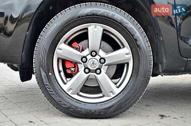 Позашляховик / Кросовер Toyota RAV4 2010 в 
