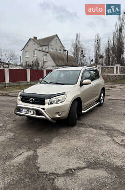 Позашляховик / Кросовер Toyota RAV4 2007 в Києві