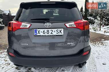 Внедорожник / Кроссовер Toyota RAV4 2014 в Бродах