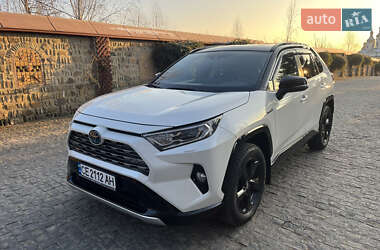 Позашляховик / Кросовер Toyota RAV4 2019 в Чернівцях