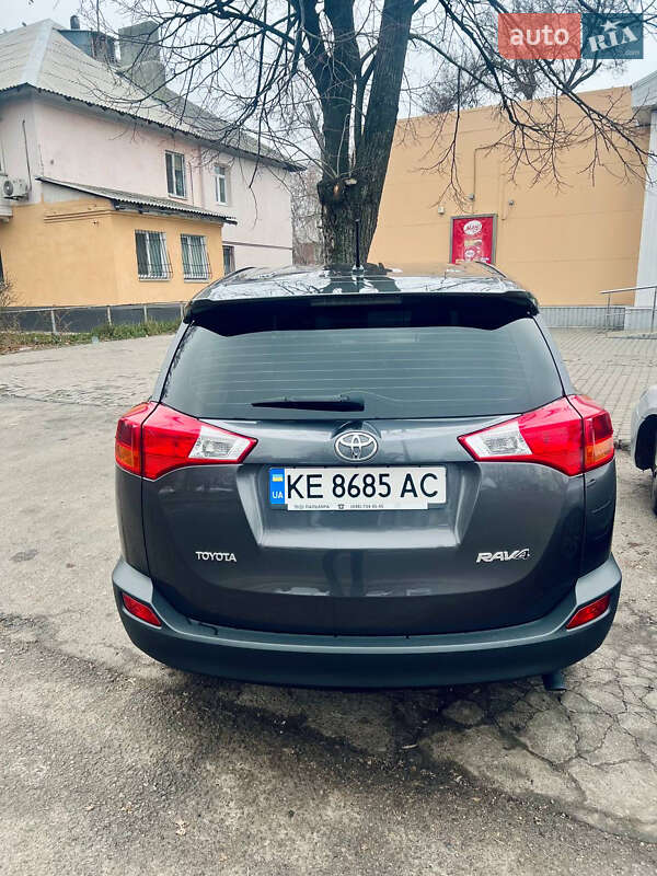 Внедорожник / Кроссовер Toyota RAV4 2013 в Днепре