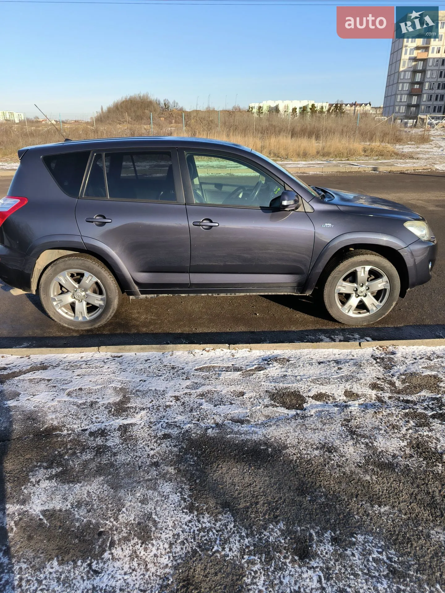 2010 Toyota RAV 4 - мініатюра 21