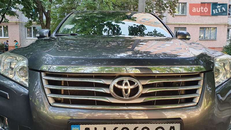 Внедорожник / Кроссовер Toyota RAV4 2012 в Киеве