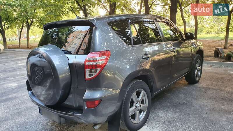 Внедорожник / Кроссовер Toyota RAV4 2012 в Киеве