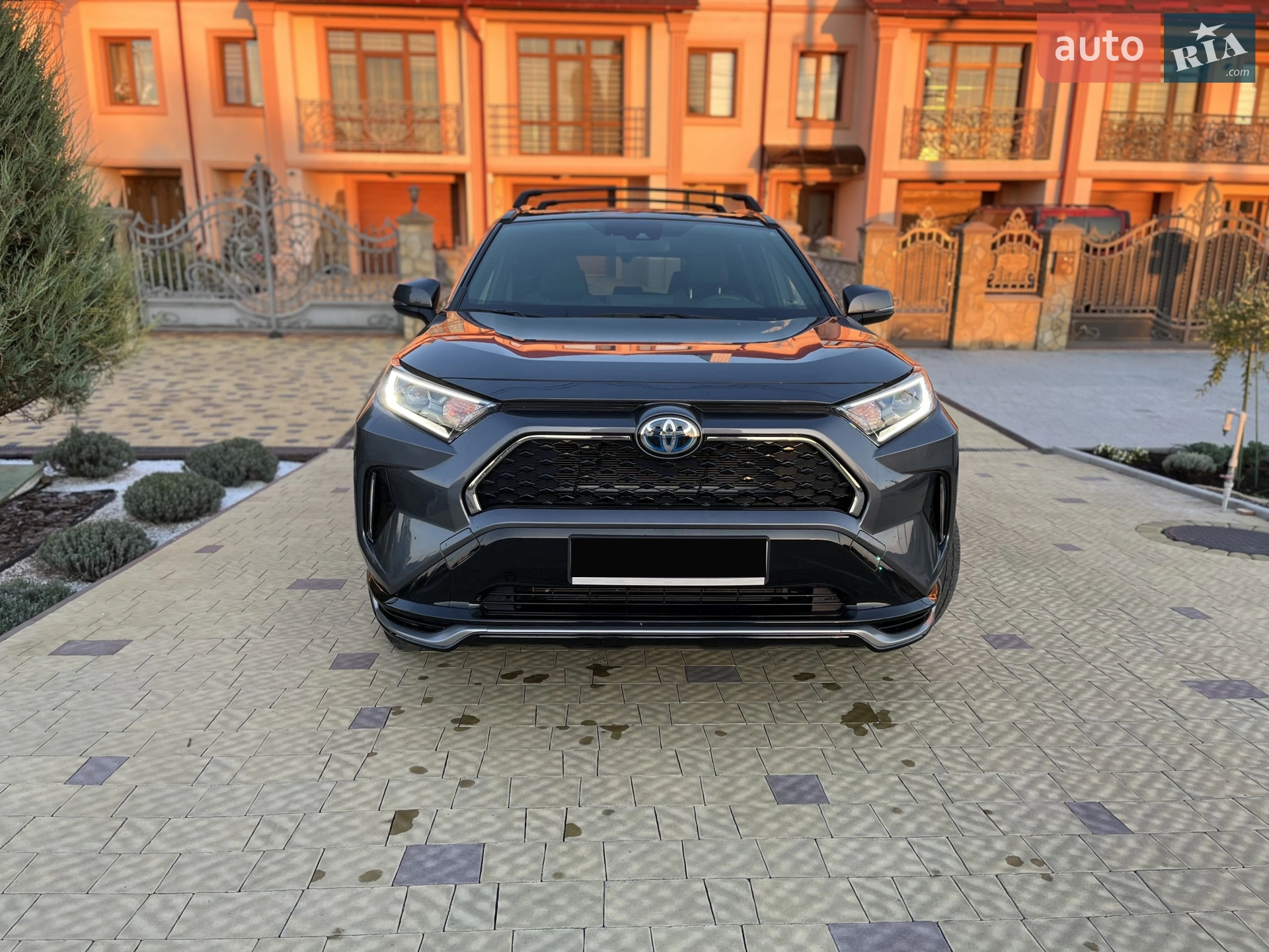 2021 Toyota RAV 4 - мініатюра 3