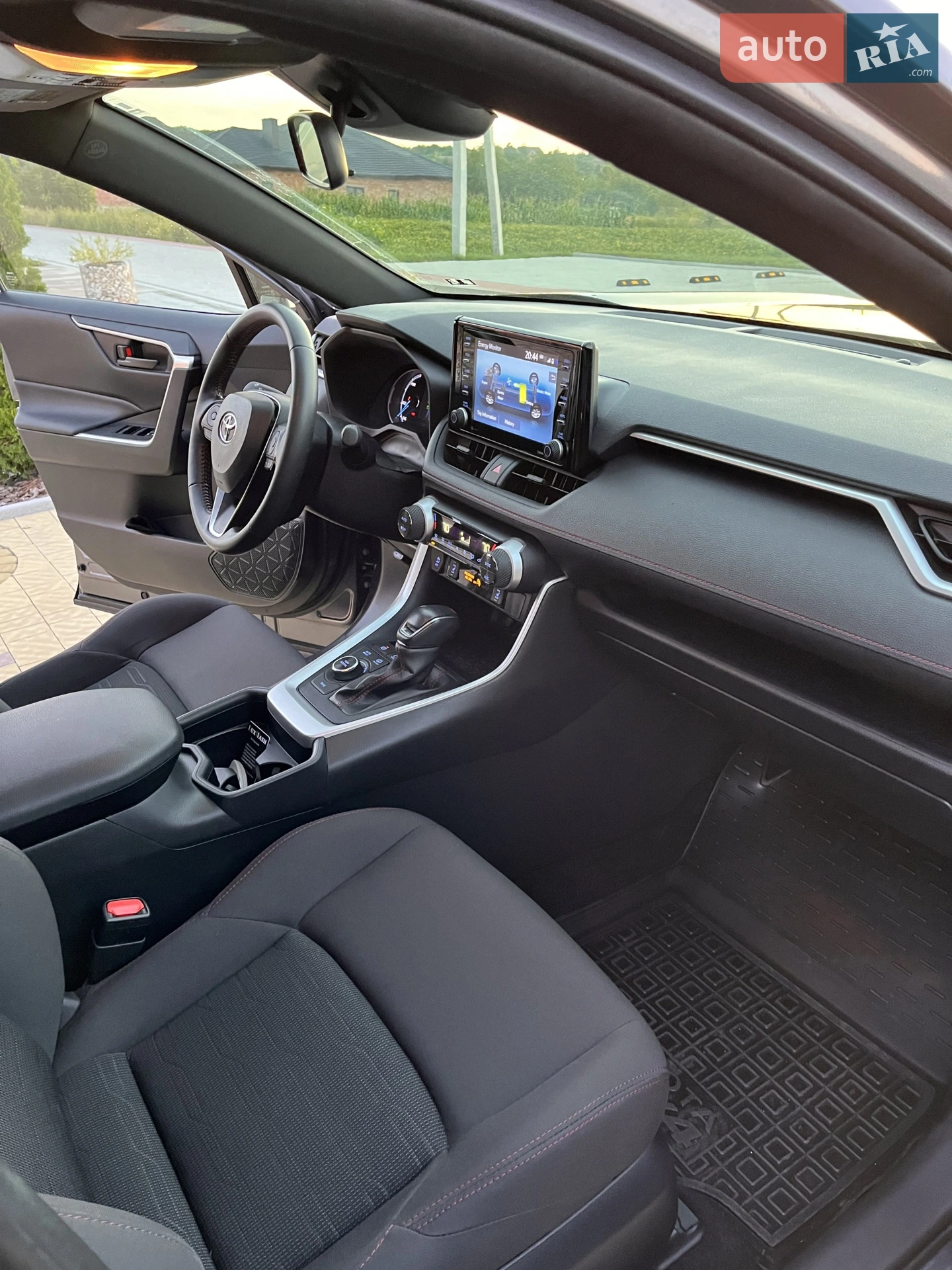 2021 Toyota RAV 4 - мініатюра 23