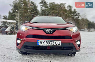 Позашляховик / Кросовер Toyota RAV4 2017 в Києві