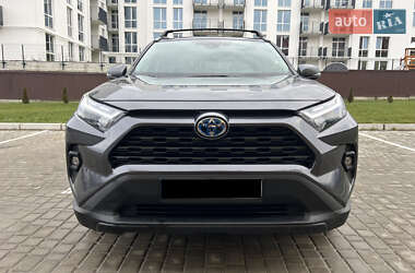 Позашляховик / Кросовер Toyota RAV4 2023 в Львові