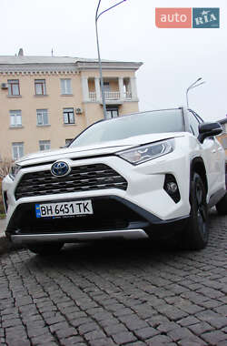 Позашляховик / Кросовер Toyota RAV4 2019 в Одесі