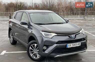 Внедорожник / Кроссовер Toyota RAV4 2018 в Киеве