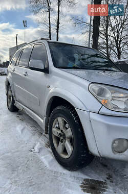 Позашляховик / Кросовер Toyota RAV4 2004 в Львові