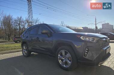 Внедорожник / Кроссовер Toyota RAV4 2019 в Николаеве