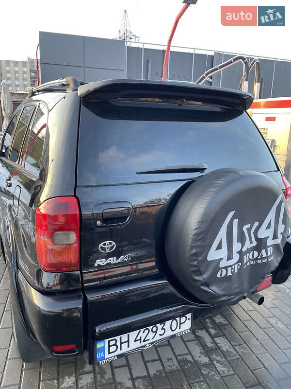 Внедорожник / Кроссовер Toyota RAV4 2003 в Виннице