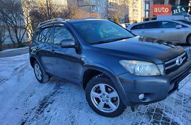 Позашляховик / Кросовер Toyota RAV4 2007 в Чернівцях