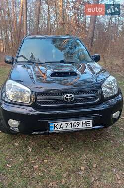 Позашляховик / Кросовер Toyota RAV4 2004 в Фастові