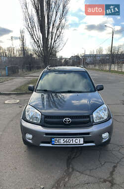 Внедорожник / Кроссовер Toyota RAV4 2004 в Николаеве