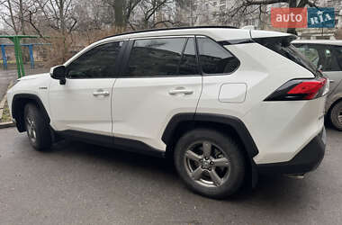 Позашляховик / Кросовер Toyota RAV4 2021 в Хмельницькому